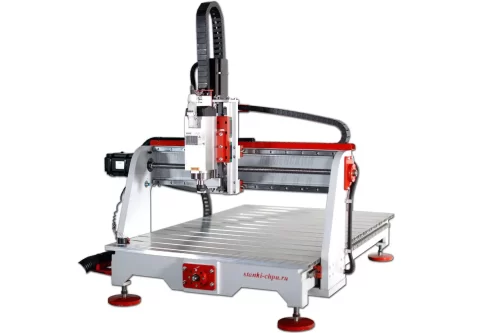 ФРЕЗЕРНО-ГРАВИРОВАЛЬНЫЙ СТАНОК ЧПУ ПО ДЕРЕВУ (717)